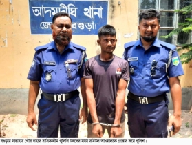 সান্তাহারে বার্মিজ চাকুসহ এক যুবক গ্রেপ্তার